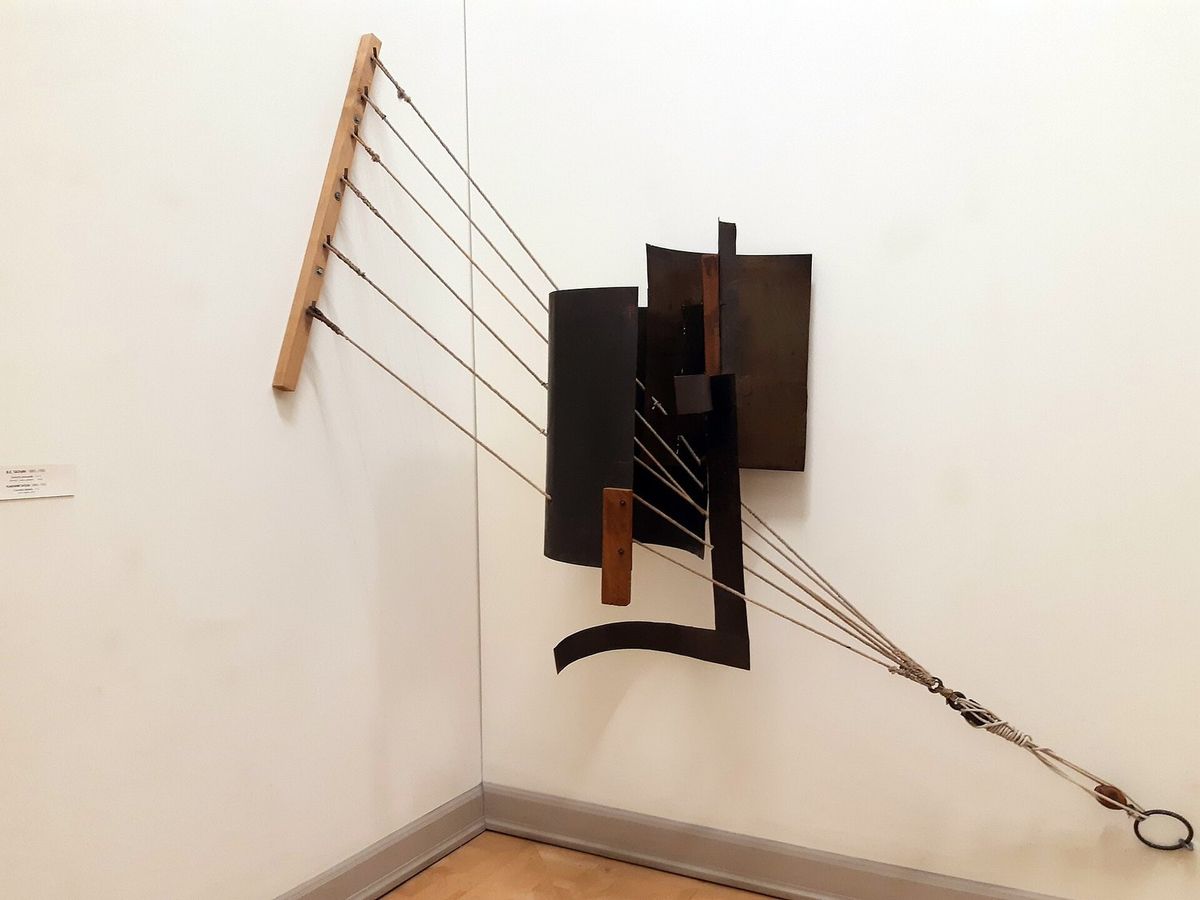 Counter-relief by V.Tatlin (1914, GRM) by shakko 01