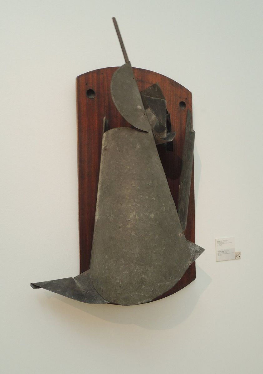 Counter-relief by V.Tatlin (1916, GTG) 02 by shakko